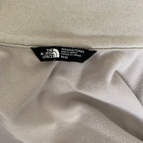 💢SOLD💢 North Face Grey Zip Up - Picture 6 of 7